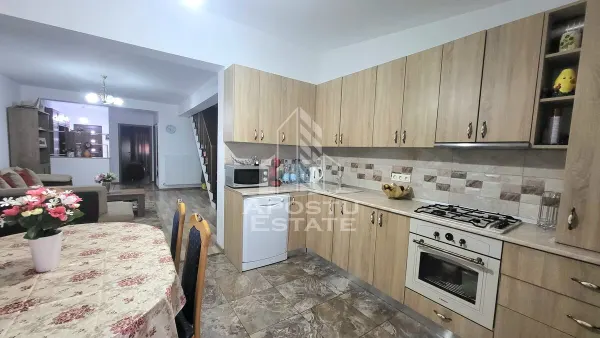 Casă 4 camere Dumbrăvița - poza 10