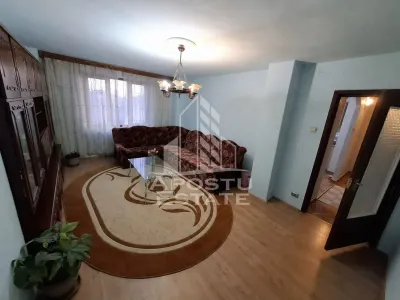Apartament cu 4 camere de vanzare, etaj intermediar, Mircea cel batran - foto 4