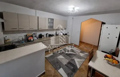Apartament cu 4 camere de vanzare, etaj intermediar, Mircea cel batran - foto 8