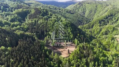 Oportunitate! Domeniu montan, cu lac propriu, oras Lupeni, Hunedoara - foto 11