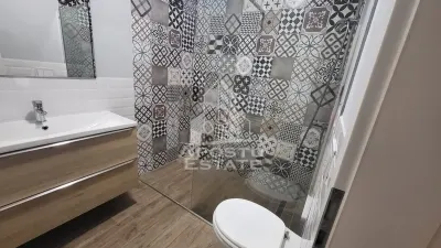 Apartament cu 2 camere,central Dumbravita - foto 9