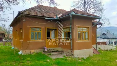 Casa cu potential turistic- Zona Varfurile - foto 1