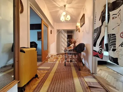 Apartament 4 camere Arad - poza 2