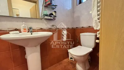Casa individuala de vanzare cu 4 camere in zona Braytim, Timisoara - foto 7