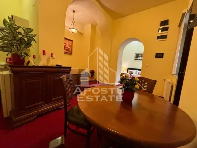 Apartament cu 2 camere,  Zona Central, In apropiere de Medicina - foto 4