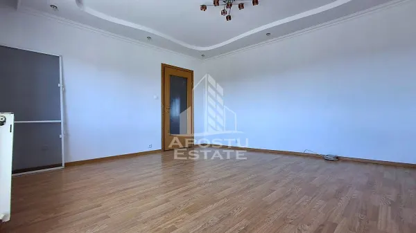 Apartament 3 camere Arad - poza 1