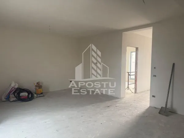 Casă 5 camere Ghiroda - poza 1