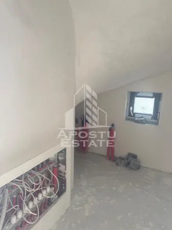 Casă 5 camere Ghiroda - poza 2