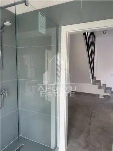 Dupex pozitie foarte buna in Giarmata Mare - foto 8