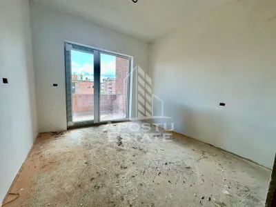 Apartament cu 2 camere, etaj 2, bucatarie semideschisa, Giroc - foto 3