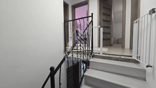 Casă 4 camere Sânmihaiu Român - poza 7