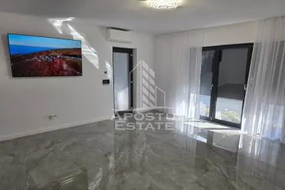 Casa pe parter, individuala de vanzare, 5 camere, 3 bai, Girocului - foto 1