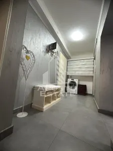 Casa individuala cu 4 camere,2 bai,mobilata,Calea Lipovei - foto 11