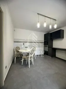 Casa individuala cu 4 camere,2 bai,mobilata,Calea Lipovei - foto 3