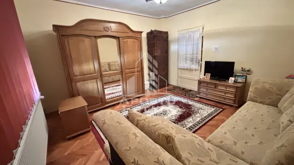 Casă 4 camere Giarmata - poza 1