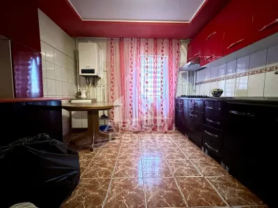 Apartament 3 camere de vanzare, decomandat, zona Sagului, Timisoara - foto 5
