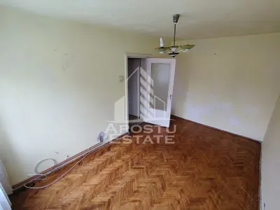 Apartament cu 2 camere de vanzare, boxa, Zona Cetatii, Timisoara - foto 5