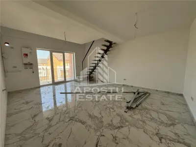 Penthouse cu scara interioara deosebita, 3 camere si 2 bai langa Lidl. - foto 2