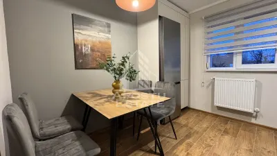 Apartament 3 camere , semidecomandat, zona Sagului - foto 9
