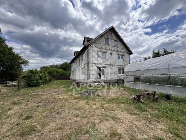 Casă 10 camere Farcadin - poza 4