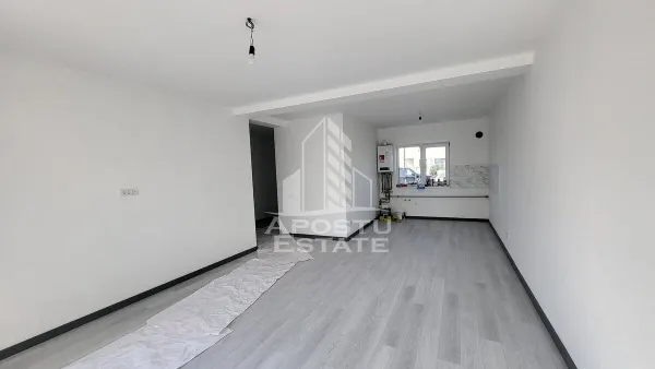 Casă 3 camere Dumbrăvița - poza 1