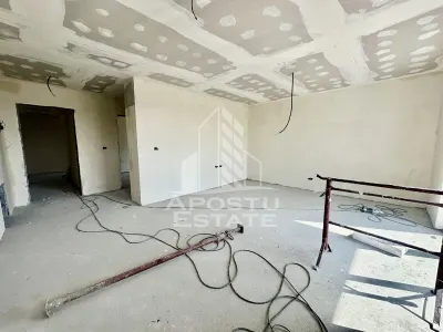 Apartament cu 2 camere, etaj 1, Giroc - foto 2