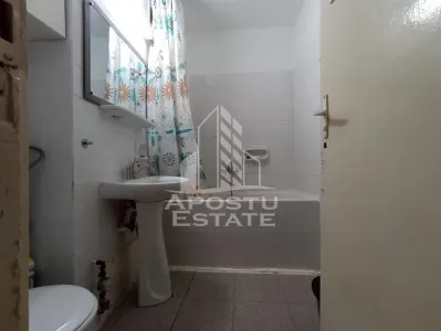 Apartament o camera nedecomandat zona Take Ionescu - foto 5