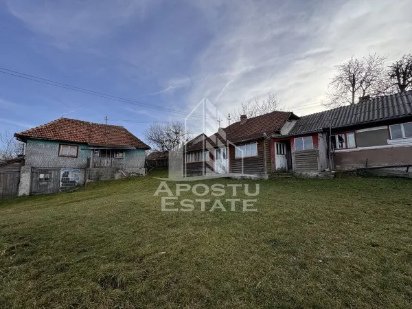 Casă 4 camere Feregi - poza 1