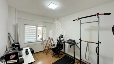 Apartament de vanzare cu 3 camere si garaj, etajul 1,  Aradului - foto 9