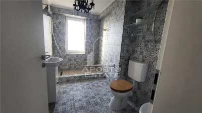 Cladire cu 6 camere, ideala pentru birouri, Buziasului - foto 16