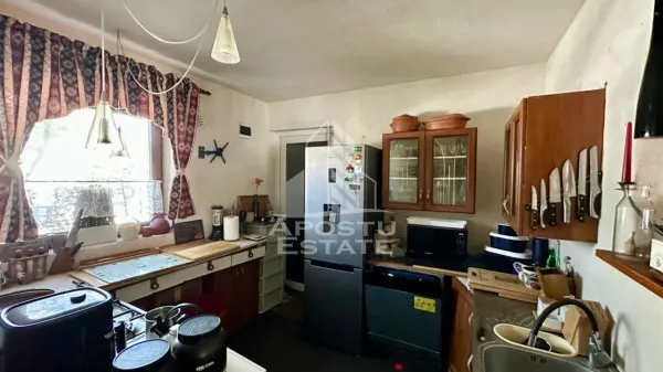 Casă 6 camere Dumbrăvița - poza 23