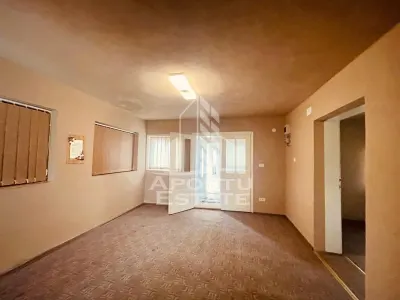 Casa potential turistic si comercial -zona Varfurile - foto 11