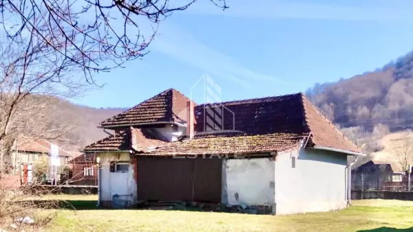 Casă 2 camere Lazuri - poza 3