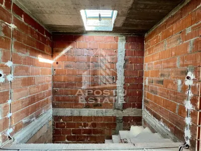 Triplex la gri de vanzare, zona Plopi Timisoara - foto 9