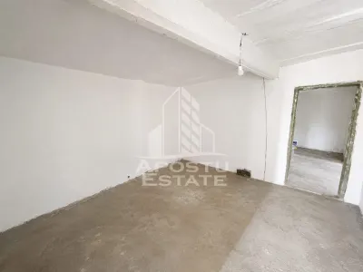 Casa veche de vanzare in Pesac, teren 1.439 mp. - foto 7
