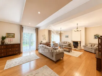 Casa individuala cu gradina si terasa, 6 camere, zona Mehala - foto 2