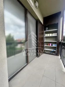 Apartament cu 2 camere, bucatarie inchisa, etaj 1, zona centrala Giroc - foto 12