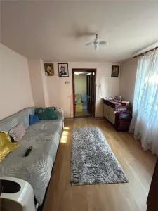 Casa 82mp utili 3 cam, teren 239mp C.Galati - Plantelor, in spatele Scolii 18 - foto 4