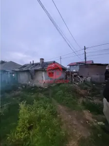 Teren de 319 mp+Casa Demolabila, Toate Utilitatile - Cumpana - foto 4