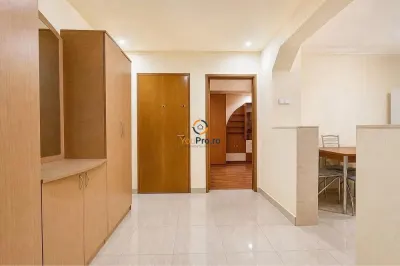 Apartament decomandat etaj 2 zona Lipovei - foto 4