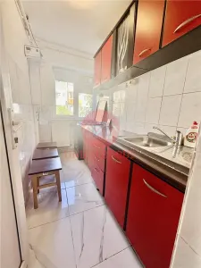Apartament 3 Camere Decomandat de Închiriat Zona Ciresica - Constanta