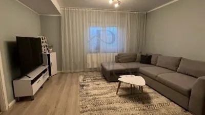 APARTAMENT SPATIOS - 4 CAMERE -ZONA EXCELENTA - Caransebes