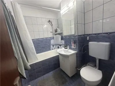 Decomandat Et 3/4 cu 2 bai si 2 balcoane linga parcul Clabucet - foto 3