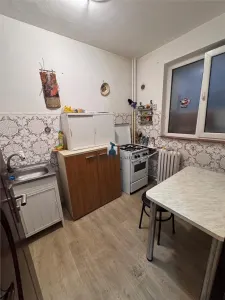 Apartament 3 camere Decomandat Uioara - Bucuresti