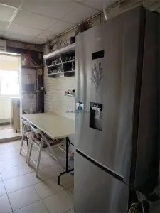 Vanzare Apartament 4 Camere Semidecomandat  Oltenitei-Panselelor - Bucuresti