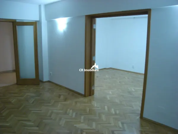 Apartament 4 camere București - poza 2