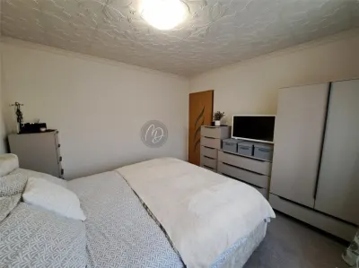 MDI Apartament central Salonta - foto 4