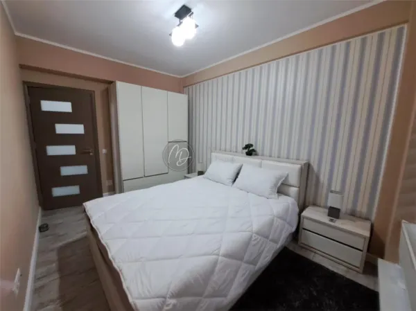 Apartament 3 camere Oradea - poza 8