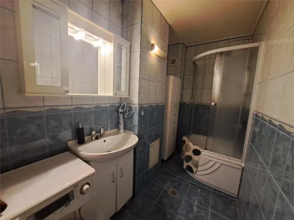 Apartament 3 camere Oradea - poza 11