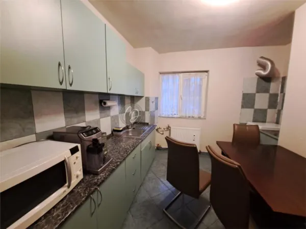Apartament 3 camere Oradea - poza 3
